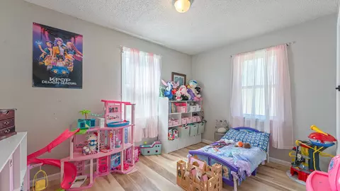 Bedroom - 103 Circle Dr, Anderson, MO 64831 photo 3 of 3