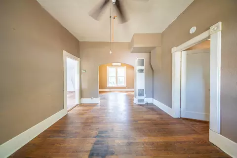 Living - 216 S 7th St, Thayer, MO 65791 photo 1 of 4