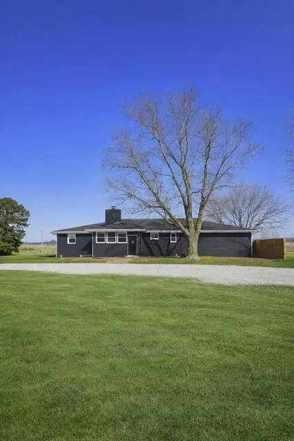 Exterior - 7291 Robin Ridge Ln, Strafford, MO 65757 photo 5 of 8