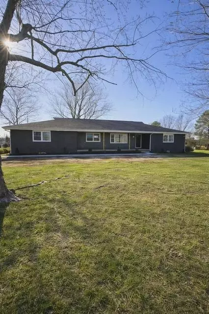 Exterior - 7291 Robin Ridge Ln, Strafford, MO 65757 photo 3 of 8