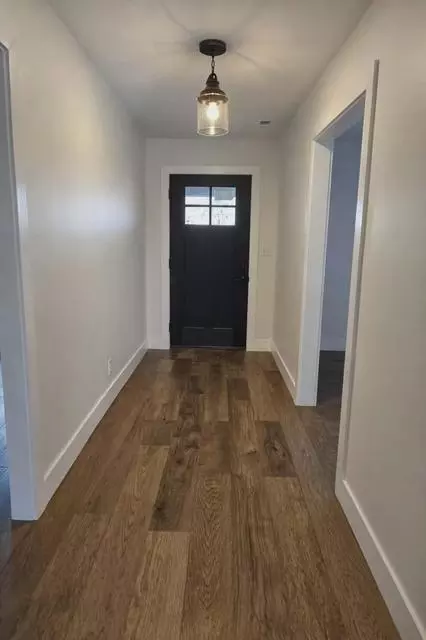 Entry Way - 7291 Robin Ridge Ln, Strafford, MO 65757 photo 1 of 2