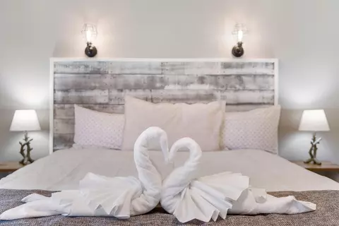 Bedroom - 189 Avondale Dr #91-3, Branson, MO 65616 photo 6 of 6