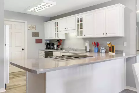 Kitchen - 189 Avondale Dr #91-3, Branson, MO 65616 photo 5 of 5