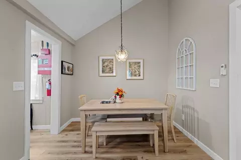 Dining - 215 N 3rd St, Branson, MO 65616 photo 5 of 8