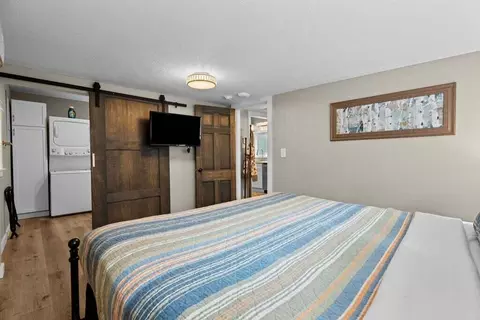 Bedroom - 215 N 3rd St, Branson, MO 65616 photo 13 of 19