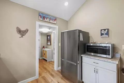 Entry Way - 215 N 3rd St, Branson, MO 65616 photo 3 of 3