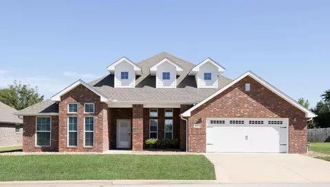 1003 Mckenzie Cir, Webb City, MO 64870
