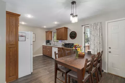 Dining - 2424 N Campbell Ave, Springfield, MO 65803 photo 2 of 2