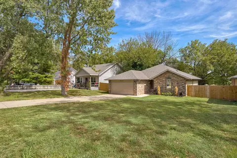 Exterior - 2424 N Campbell Ave, Springfield, MO 65803 photo 2 of 10