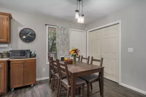 Dining - 2424 N Campbell Ave, Springfield, MO 65803 photo 1 of 2