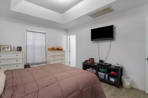 Bedroom - 1257 E Mcclernon St, Springfield, MO 65803 photo 3 of 3