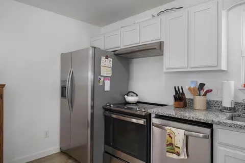 Kitchen - 1257 E Mcclernon St, Springfield, MO 65803 photo 2 of 2