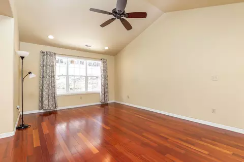 Living - 435 Eagle Dr, Forsyth, MO 65653 photo 2 of 3