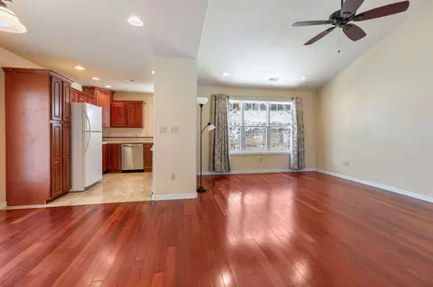Living - 435 Eagle Dr, Forsyth, MO 65653 photo 3 of 3