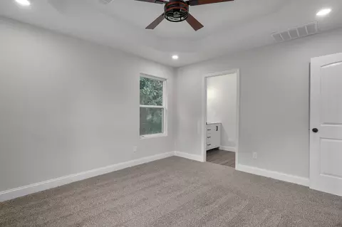 Bedroom - 314 N Park Ave, Aurora, MO 65605 photo 1 of 3
