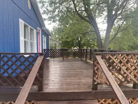 Exterior - 213 E Garfield Ave, Seymour, MO 65746 photo 5 of 5
