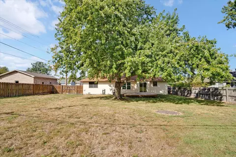Exterior - 3790 S Colgate Ave, Springfield, MO 65807 photo 8 of 9