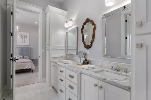Bath - 9386 E Maple Ridge Ln, Strafford, MO 65757 photo 8 of 12