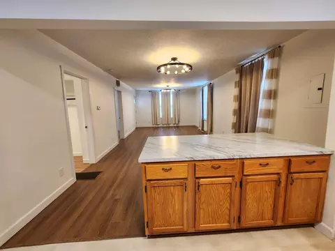 Living - 1211 W Calhoun St, Springfield, MO 65802 photo 5 of 11