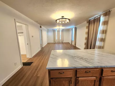 Living - 1211 W Calhoun St, Springfield, MO 65802 photo 6 of 11