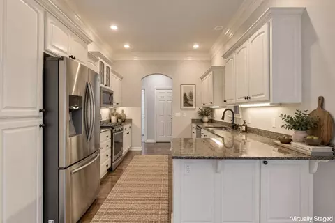 Kitchen - 614 E Falls Cir, Ozark, MO 65721 photo 2 of 4