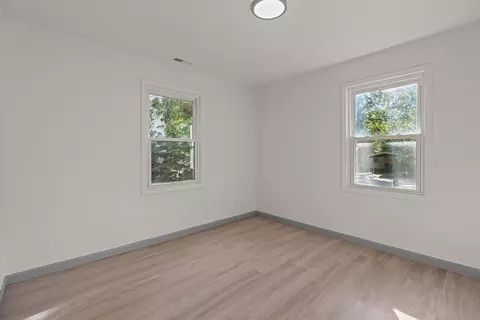 Bedroom - 2036 N Pickwick Ave, Springfield, MO 65803 photo 2 of 7