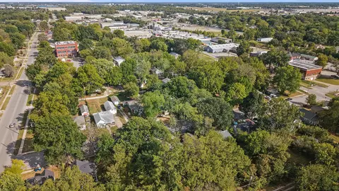View/Area - 2036 N Pickwick Ave, Springfield, MO 65803 photo 3 of 5