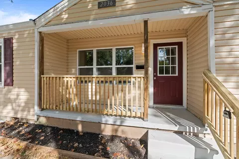 Exterior - 2036 N Pickwick Ave, Springfield, MO 65803 photo 3 of 9
