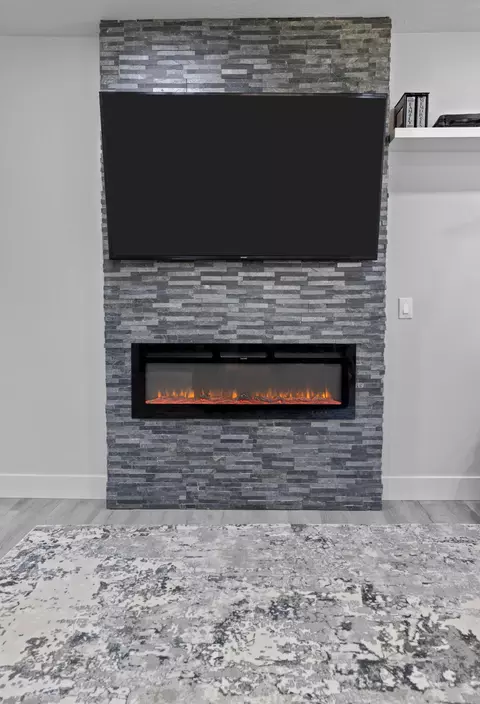 Living - 659 W Bridgewood Ct, Springfield, MO 65803 photo 1 of 1