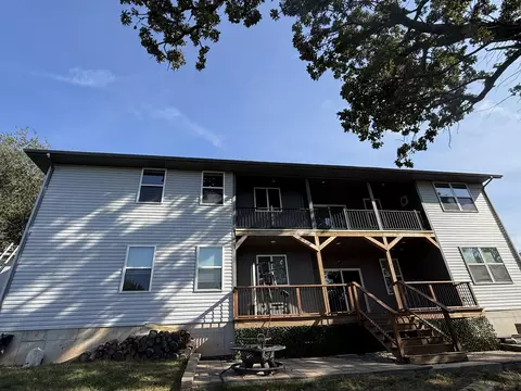 Exterior - 659 W Bridgewood Ct, Springfield, MO 65803 photo 4 of 7