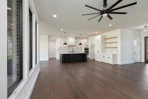Living - 5521 E Cavalcade Ln, Springfield, MO 65802 photo 4 of 5