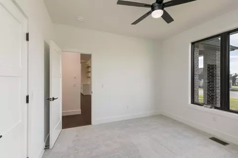 Bedroom - 5521 E Cavalcade Ln, Springfield, MO 65802 photo 8 of 10