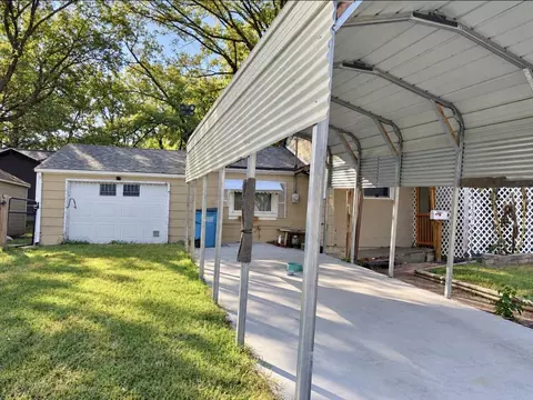 2209 N Main Ave, Springfield, MO 65803 photo 4