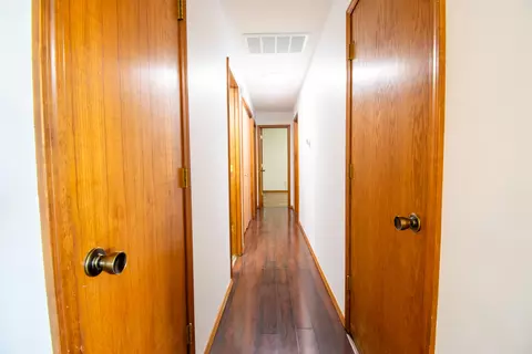 Entry Way - 1300 E Rainey St, Ozark, MO 65721 photo 2 of 2