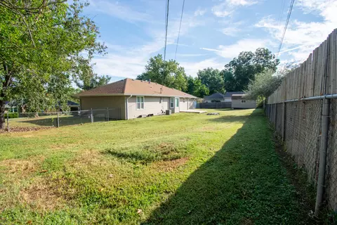 Exterior - 1300 E Rainey St, Ozark, MO 65721 photo 9 of 11
