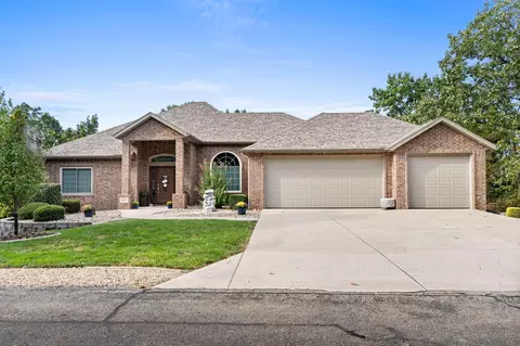 Exterior - 842 Silver Cliff Way, Branson West, MO 65737 photo 3 of 14