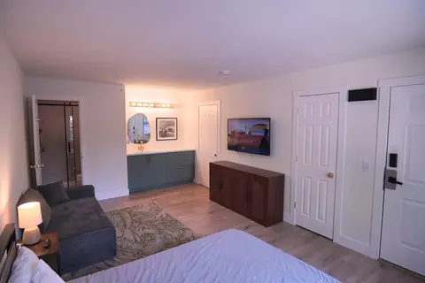 Bedroom - 200 Golf View Dr #B4, Branson, MO 65616 photo 7 of 7