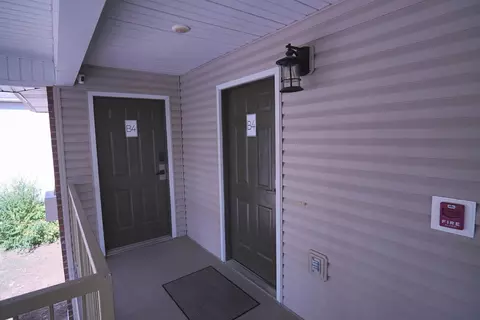 Exterior - 200 Golf View Dr #B4, Branson, MO 65616 photo 2 of 3