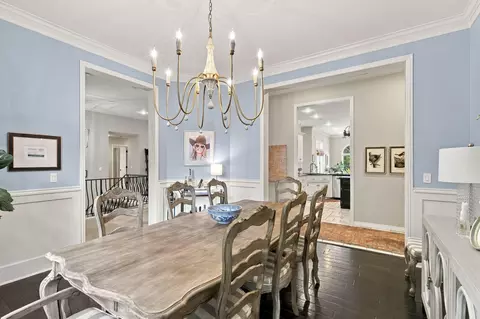 Dining - 2328 S Wind Rose Pl, Springfield, MO 65809 photo 2 of 6