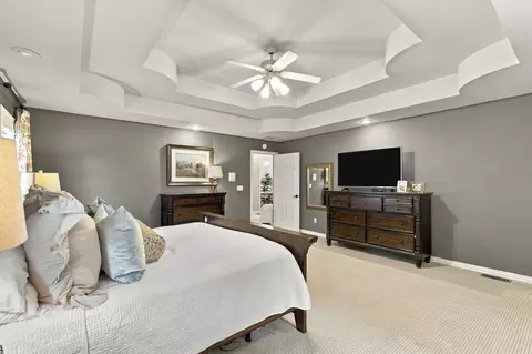 Bedroom - 2328 S Wind Rose Pl, Springfield, MO 65809 photo 2 of 6