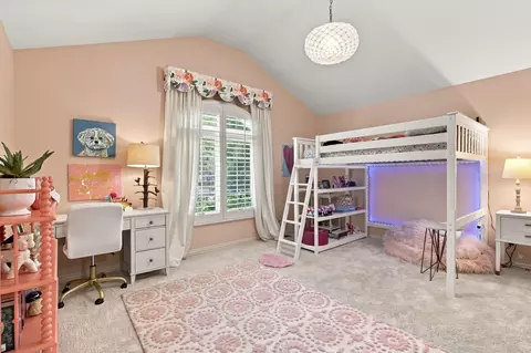 Bedroom - 2328 S Wind Rose Pl, Springfield, MO 65809 photo 3 of 6