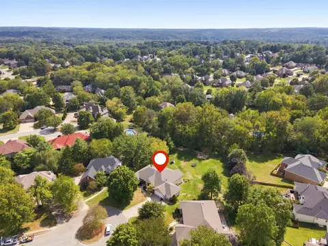 View/Area - 2328 S Wind Rose Pl, Springfield, MO 65809 photo 6 of 7