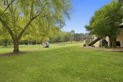 Exterior - 2328 S Wind Rose Pl, Springfield, MO 65809 photo 11 of 11