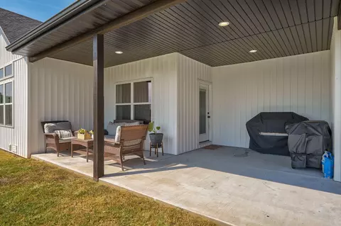 Exterior - 1608 E Fairwind, Ozark, MO 65721 photo 7 of 12