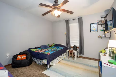 Bedroom - 1095 E Daisy Falls Dr, Nixa, MO 65714 photo 2 of 6
