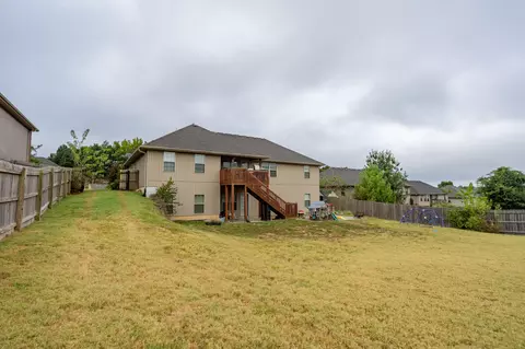 Exterior - 1095 E Daisy Falls Dr, Nixa, MO 65714 photo 8 of 9