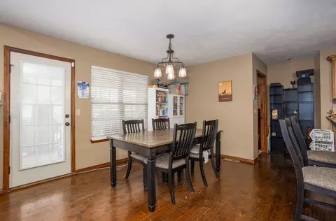 Dining - 1095 E Daisy Falls Dr, Nixa, MO 65714 photo 3 of 3