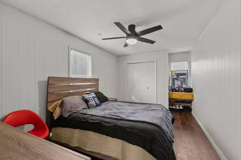 Bedroom - 2119 W Farm Road 98 Dr, Springfield, MO 65803 photo 3 of 4