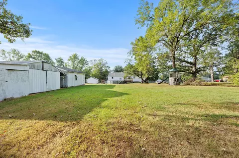 Exterior - 2119 W Farm Road 98 Dr, Springfield, MO 65803 photo 4 of 4