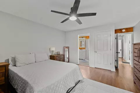 Bedroom - 2119 W Farm Road 98 Dr, Springfield, MO 65803 photo 2 of 4